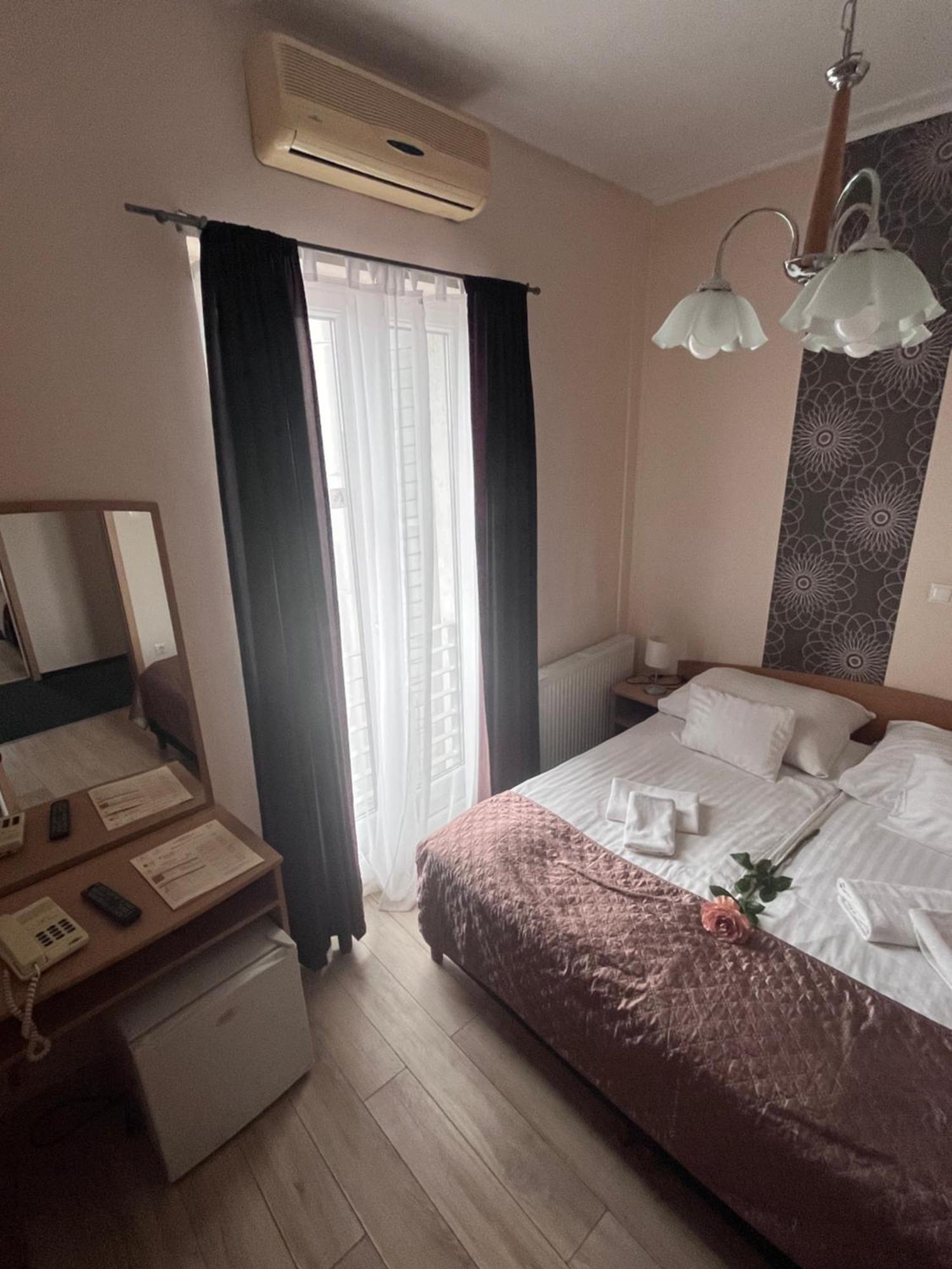 Hotel Rose City Budapesta Exterior foto
